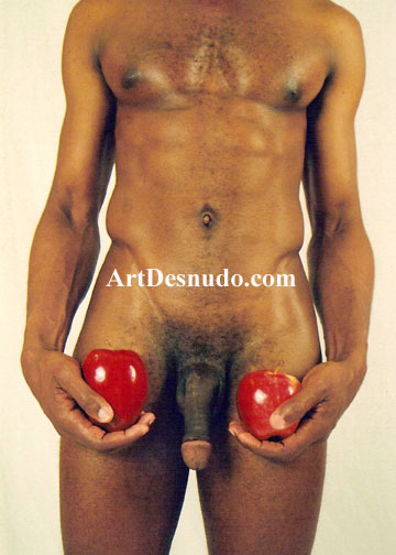 ArtDesnudo.com  Nude images of the male body. Making Art with your body! Get your photos free.