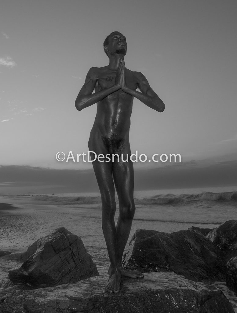 Today is Friday, July 21, 2017. The highest temperature in New York City is 91 Fahrenheit. It’s a great day to get naked and create art in “The Capital of the World.”