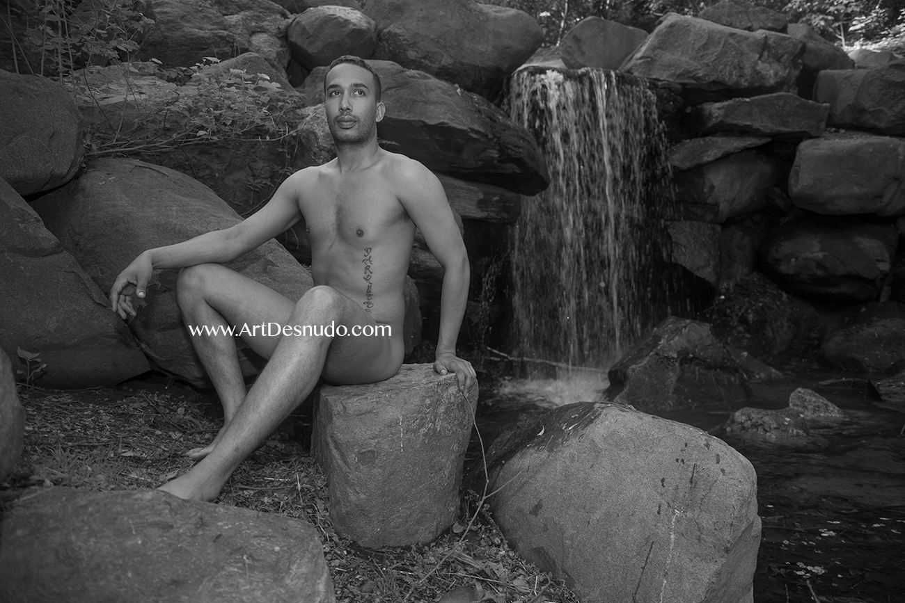 Thursday, May 18, 2017. New York City. Today was a perfect day to create nude artistic photographs. Do you want pictures like this one? Send me a message.