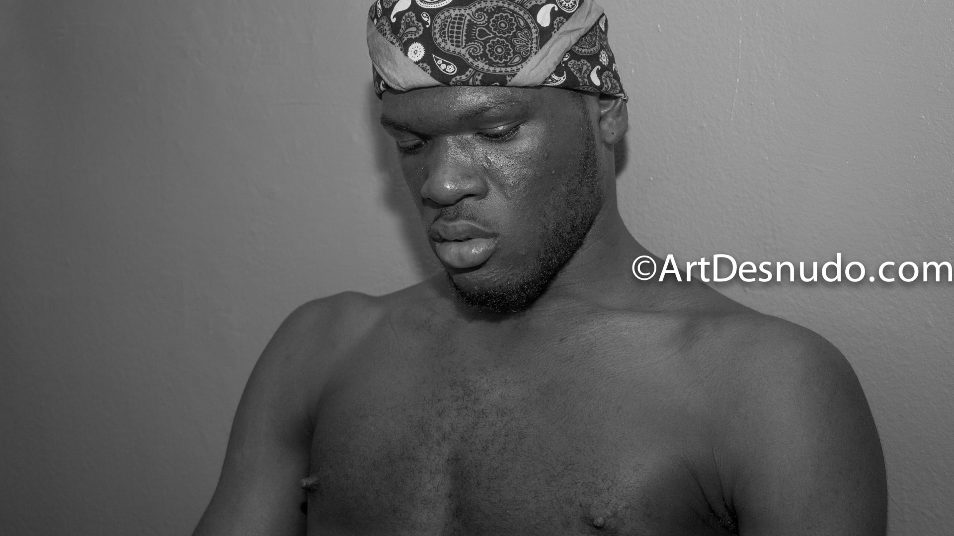 I have been creating nude photographs for several years. I am looking for women and men to pose for me. I am open to work with gay, lesbian, bisexual, trans, heterosexual, Queer people. This is a TFCD work. The model gets free high resolution and low resolution digital photos. Pictures will be created in my studio or outdoors in one of the five boroughs of NYC (Brooklyn, Manhattan, Queens, Staten Island or Bronx). If you are interested, send me a message: ArtDesnudo.com ************ He estado creando fotografías de desnudos por varios años. Busco mujeres y hombres para que posen para mí. Estoy abierto a trabajar con gays, lesbianas, bisexuales, trans, heterosexuales, personas queer. Este es un trabajo de TFCD. El o la modelo obtiene fotos digitales en alta resolución y baja resolución gratuitas. Las fotos serán creadas en alguno de los cinco condados de la Ciudad de Nueva York. Enviame un mensaje si estas interesada o interesado: ArtDesnudo.com